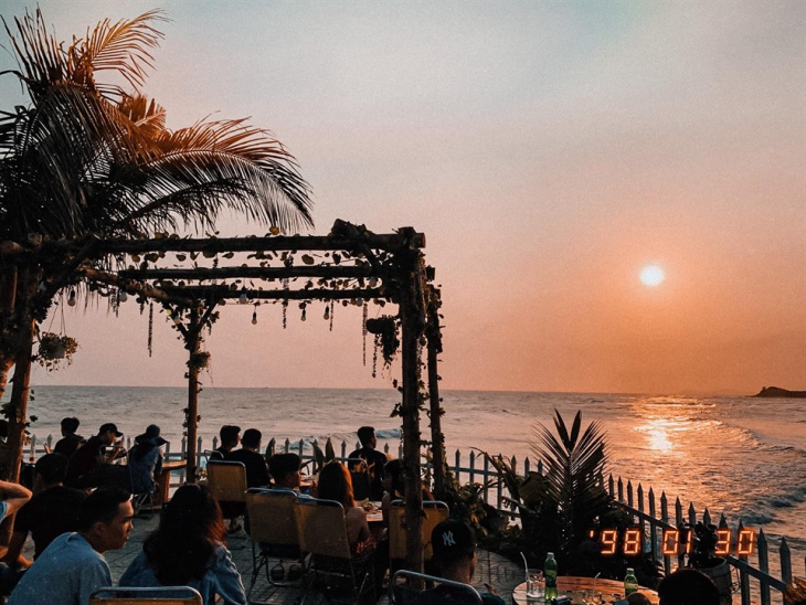 Những quán cafe view biển không thể bỏ lỡ tại Vũng Tàu